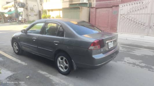 Honda Civic VTi Oriel 2001