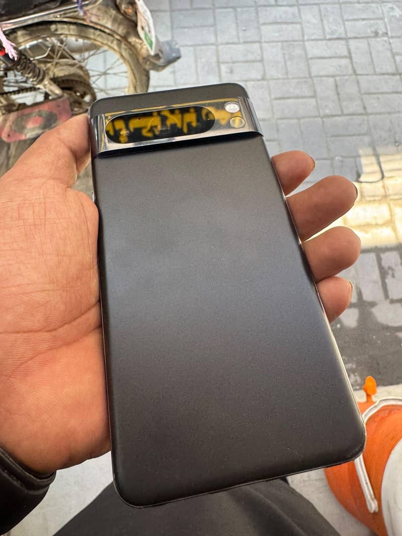 Google Pixel 8 Pro 0