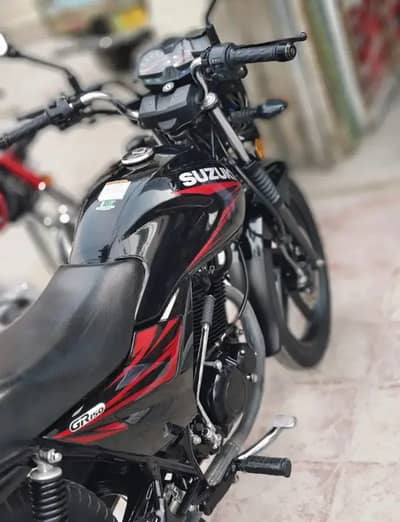Suzuki GR 150 Black (2018) | Single Handed Drive | Excellent Condition