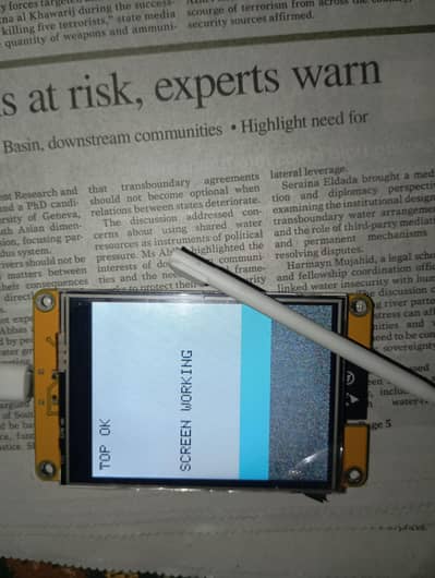 ESP32-2432S028R