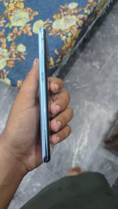 Vivo S1