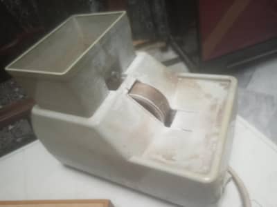 lens grandi g machine with Lenso meter