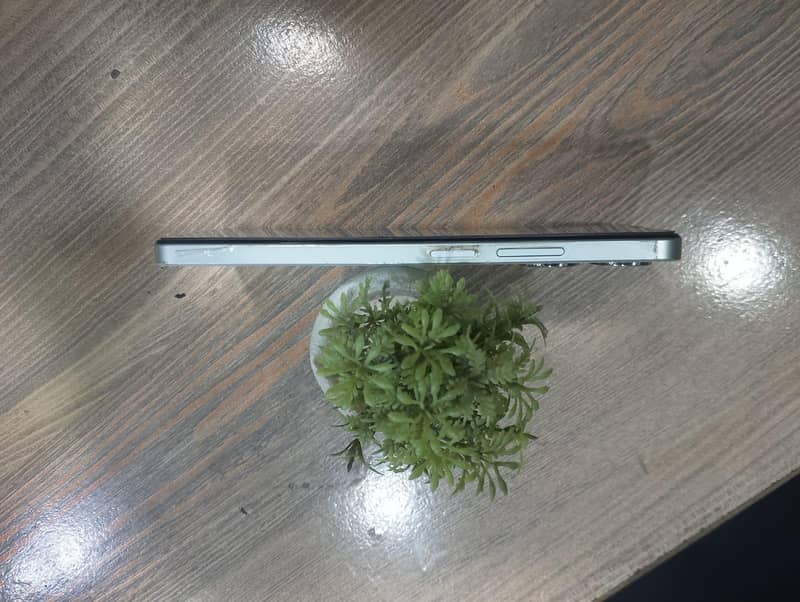 Realme Note 60x 4