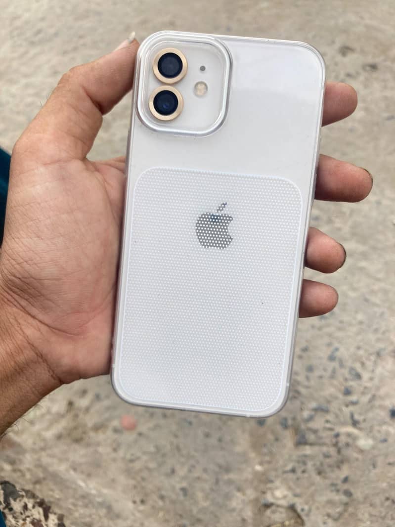 Apple iPhone 12 0