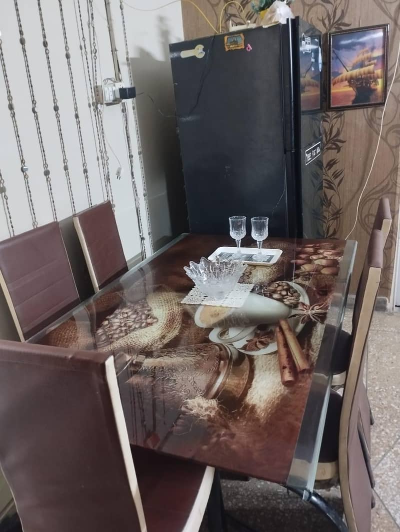 dining tables 0