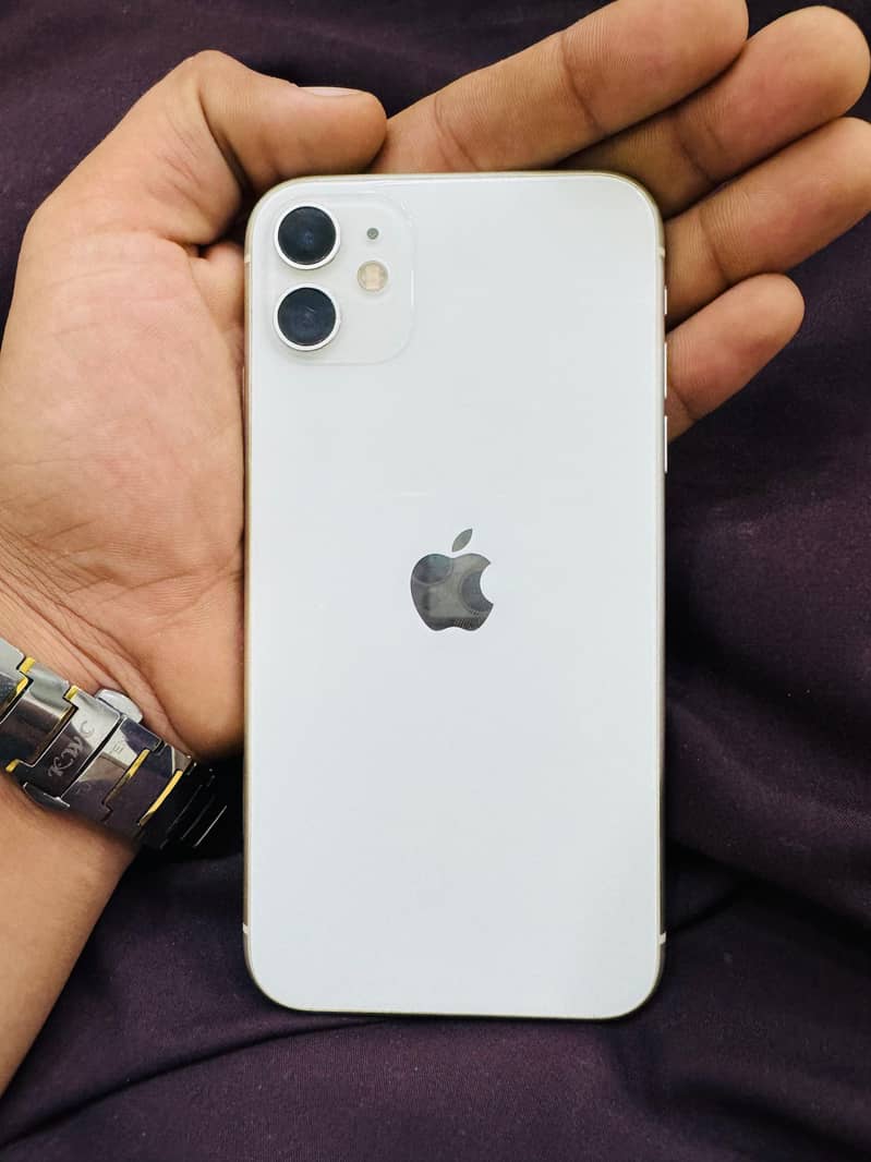 Apple iPhone 11 0