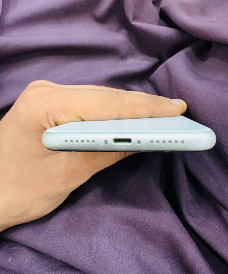 Apple iPhone 11 1