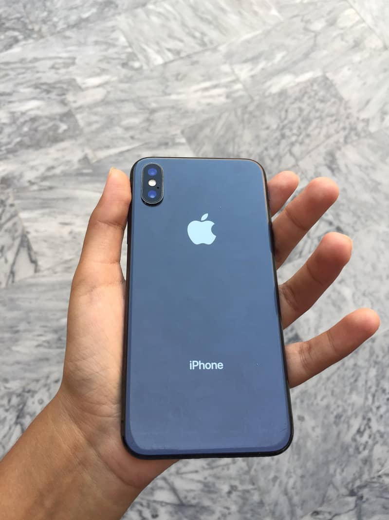 Apple iPhone X 3