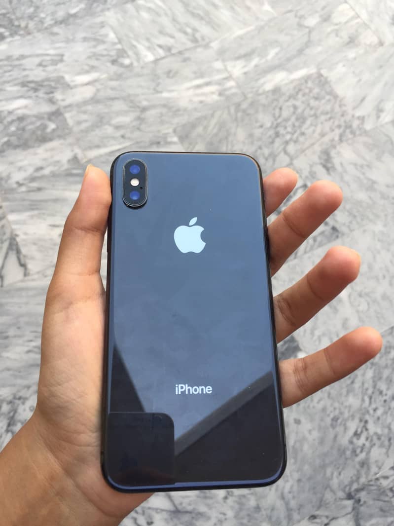 Apple iPhone X 5