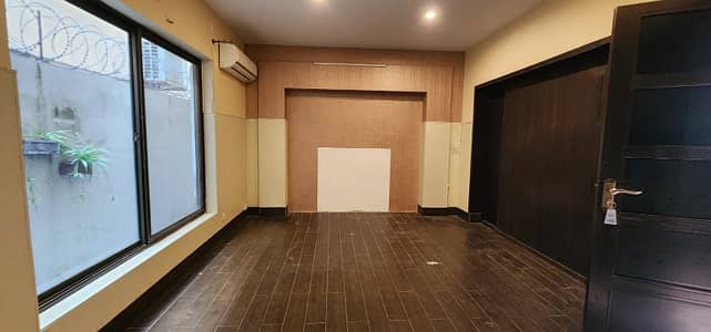 FULLY FURNISHED FULL HOUSE FOR RENT IN F-7