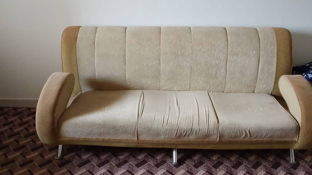 7 Seater Sofa Set – Normal Condition 1