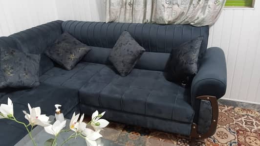6 seater sofa 3 seater dewan and center table slighty used only 6 mont