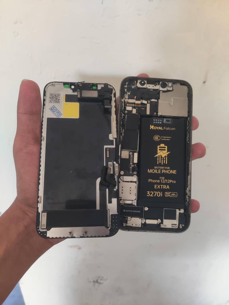 Apple iPhone 12 Pro 1