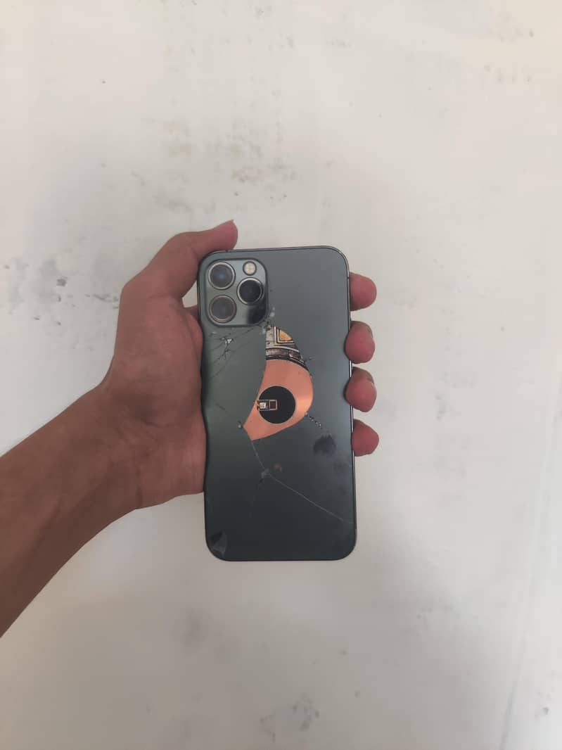 Apple iPhone 12 Pro 2