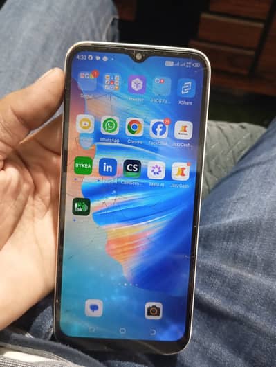 Tecno spark 6 go 4 GB ram 64 GB rom