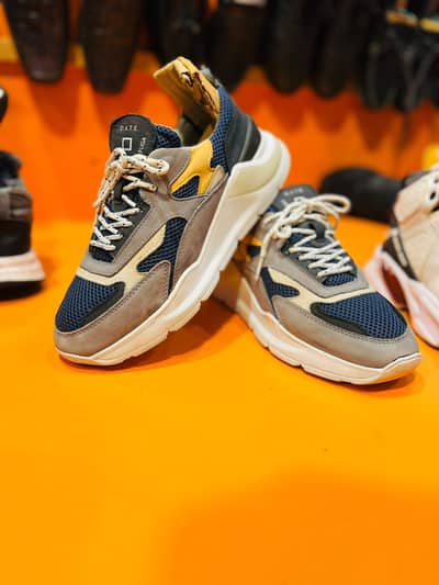 Original puma condition 10/10 Uk 8 number euro 42 siz price 3500