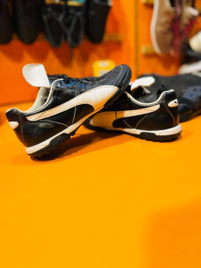 Original puma grepeer condition 10/10 size uk 8 number euro 42 size