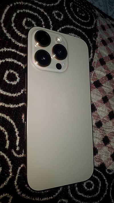 Apple iPhone 16 Pro
