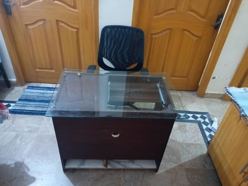 Study and computer Table 2