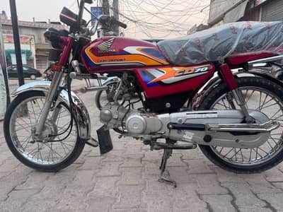 Honda cd70 bike 2025 model original condition urgent sale
