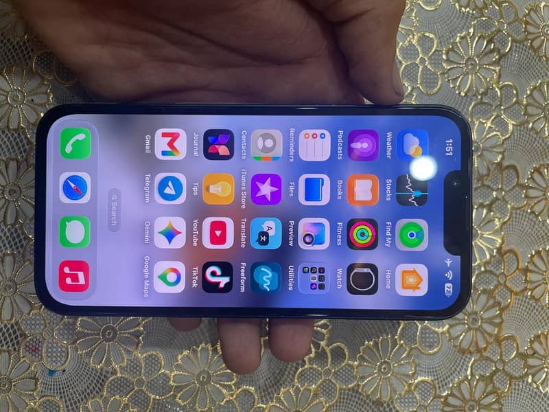 Apple iPhone 13 3