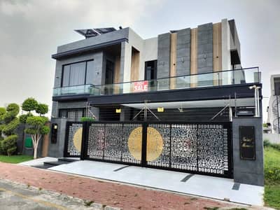 To sale You Can Find Spacious House In Bahria Town - Jinnah Block