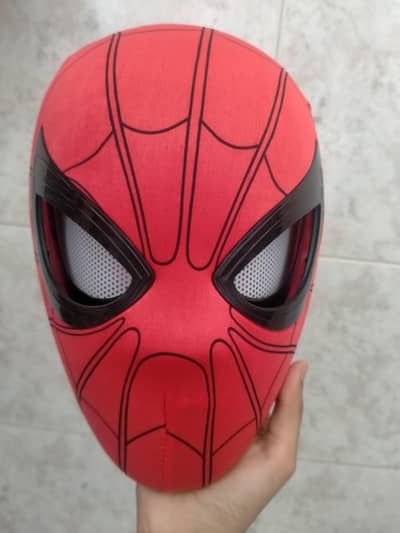 SPIDER-MAN Mask Chin Control, Homecoming. More Details