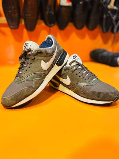 Original Nike condition 10/9 uk 8 number euro 42 size oder now