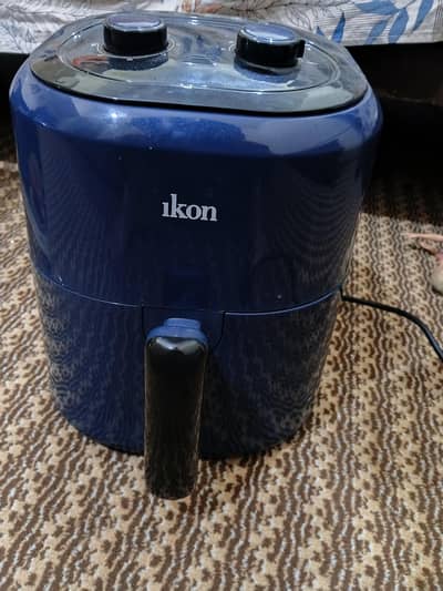 Ikon 4.5L Air Fryer IK-AF4511 – Royal Blue – Like New