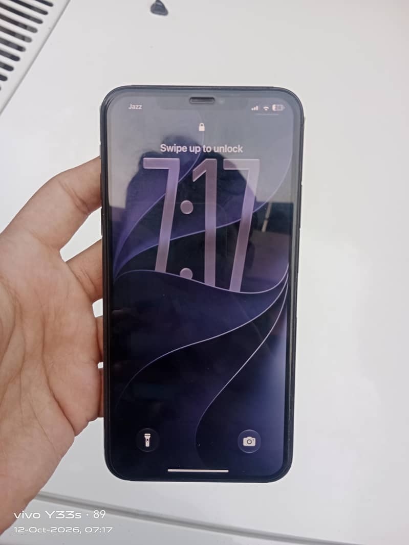 Apple iPhone 11 Pro Max 3