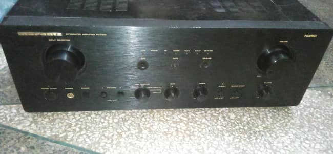 Marantz PM7200 Stereo Integrated Amplifier