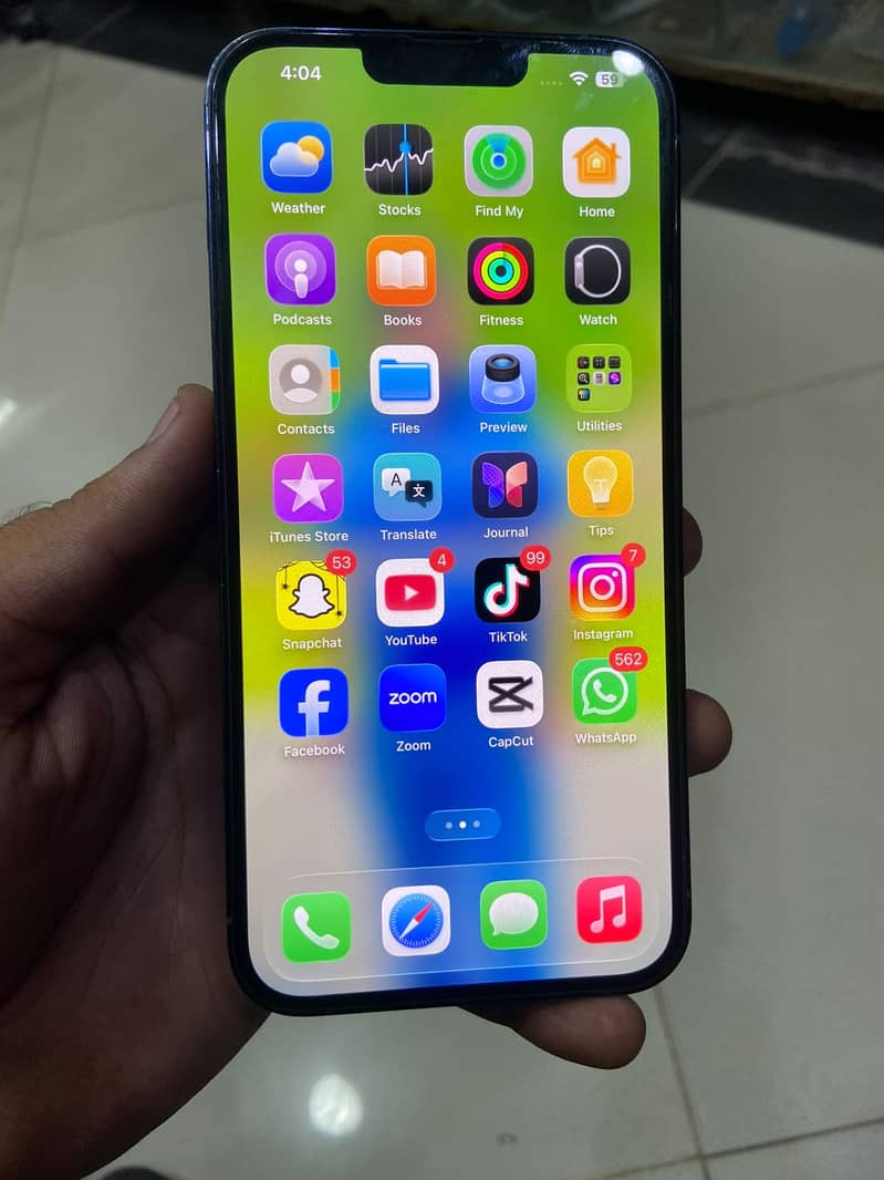 Apple iPhone 13 Pro Max 4