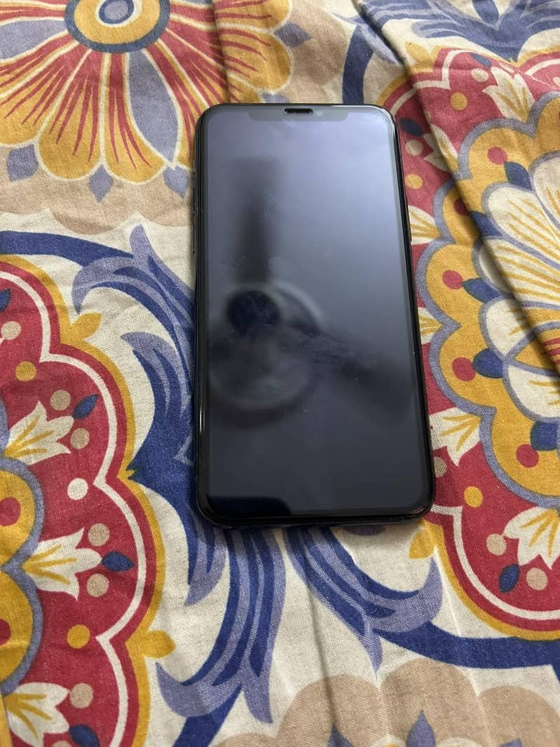 Apple iPhone 11 Pro 2