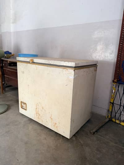 Dawlance Deep Freezer