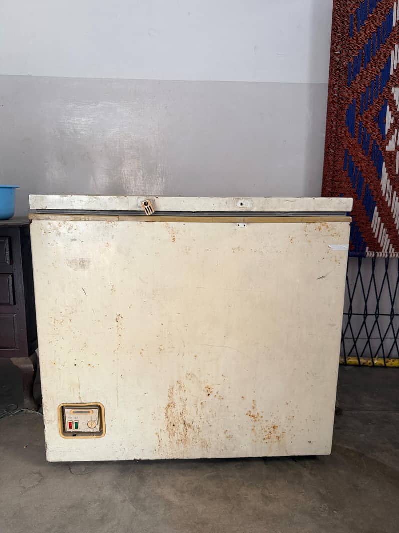 Dawlance Deep Freezer 3