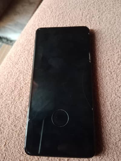 Samsung S21 5g 8/128 non pta front 10/10 _back slight crack _with box