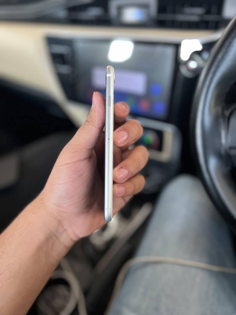 Apple iPhone SE 2