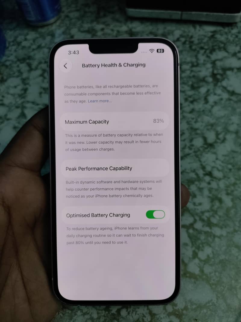 Apple iPhone 13 2