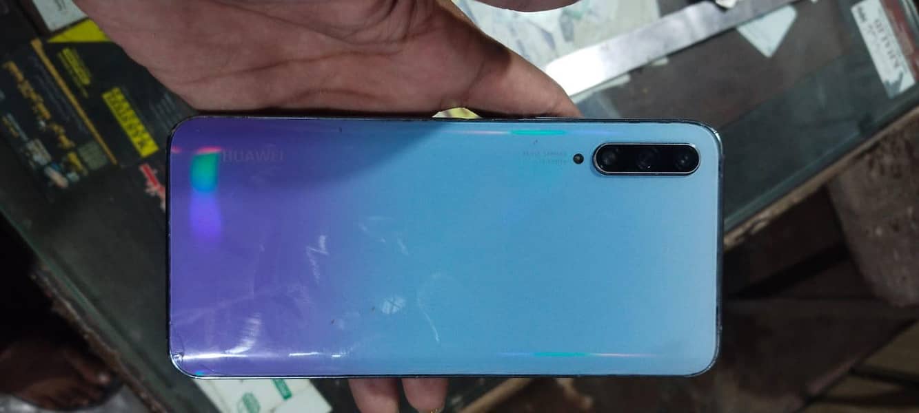 Huawei Y9s 4