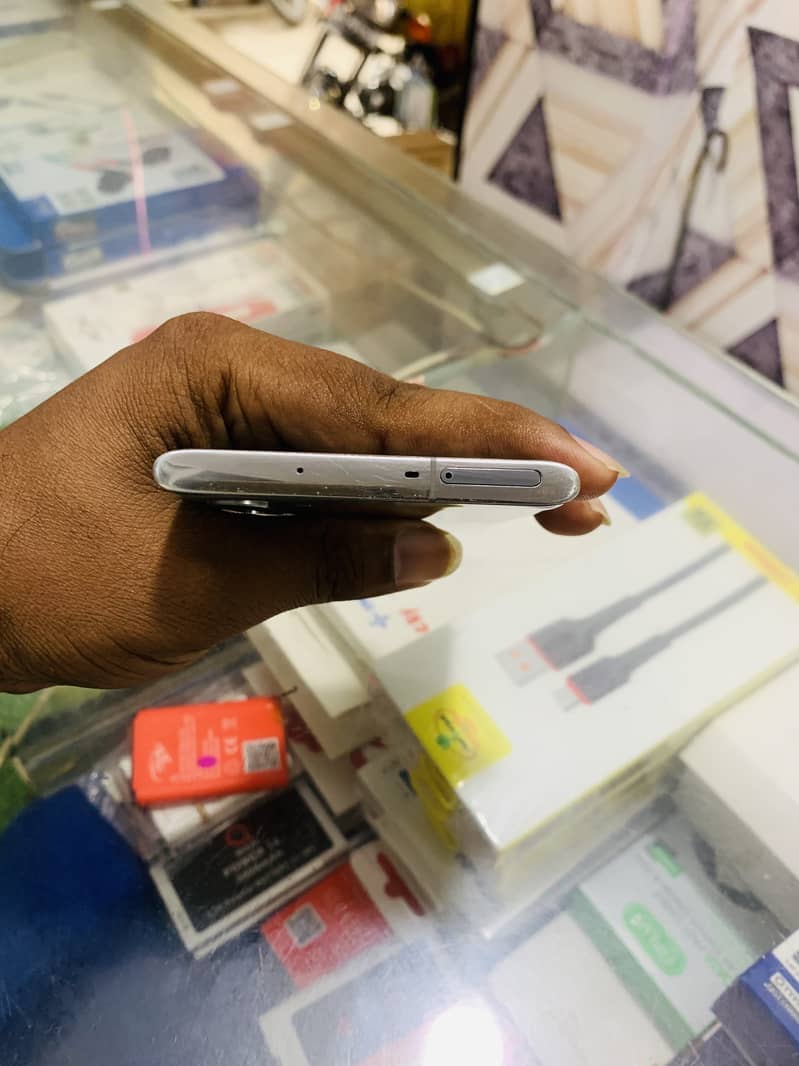 Samsung Mobile Note 10 4