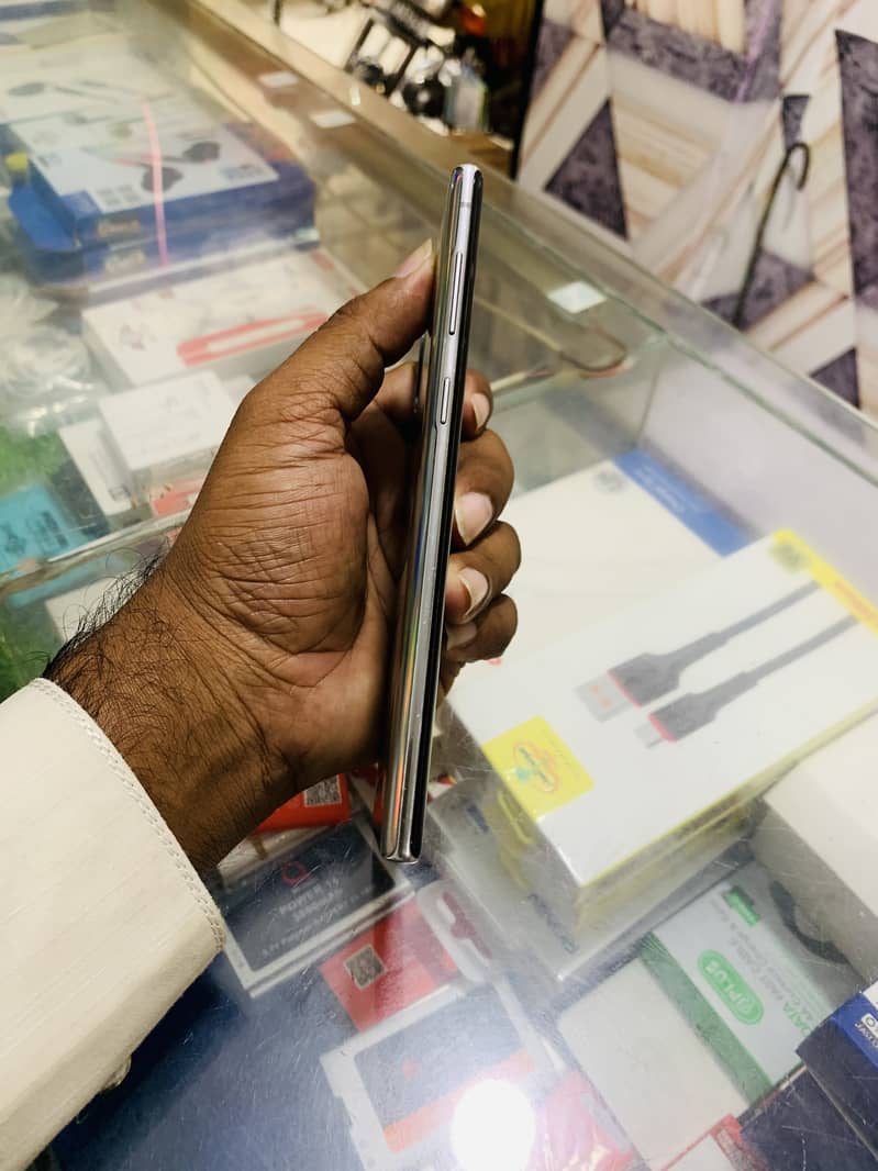 Samsung Mobile Note 10 6
