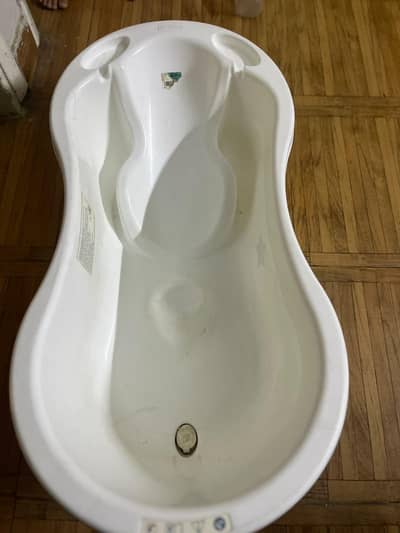Baby Bath Tub for Sale | White Colour | Good Quality