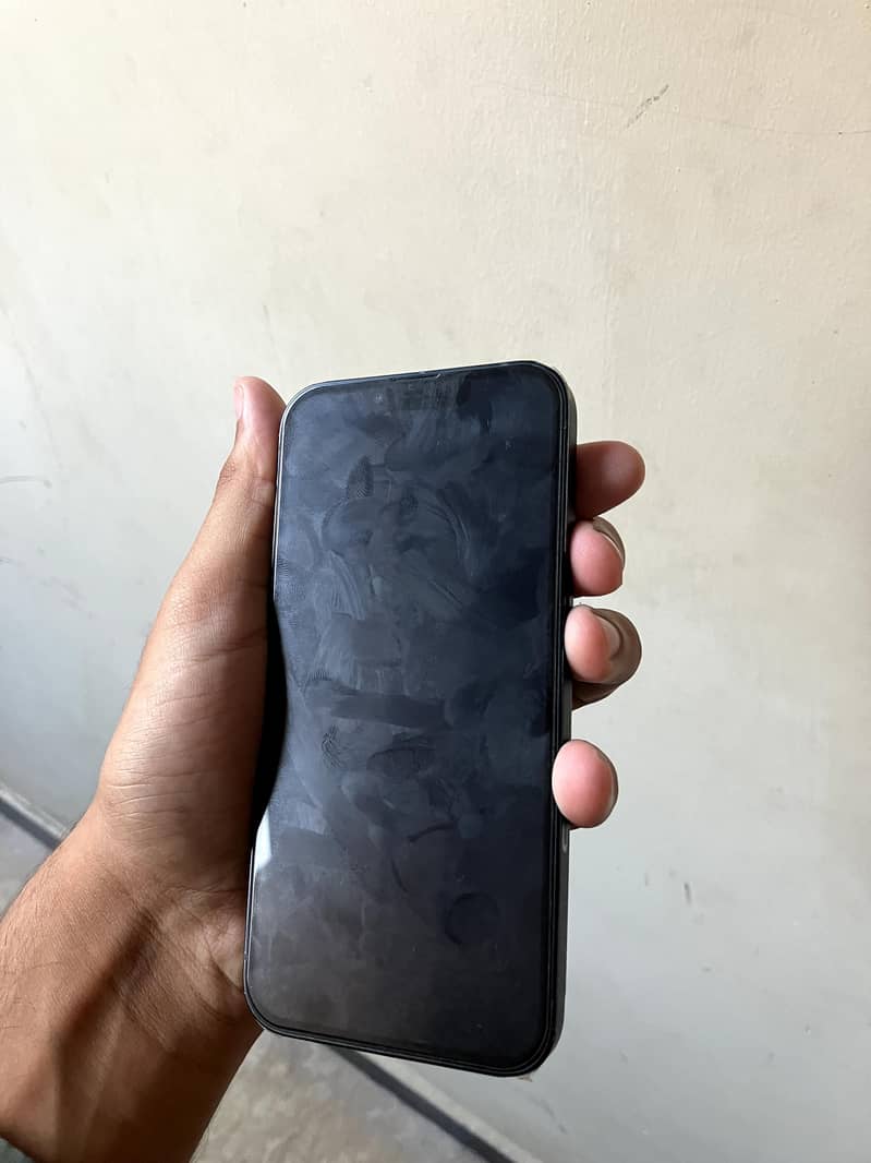 iPhone 13 1