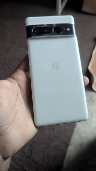 Google Pixel 7 Pro Panel change