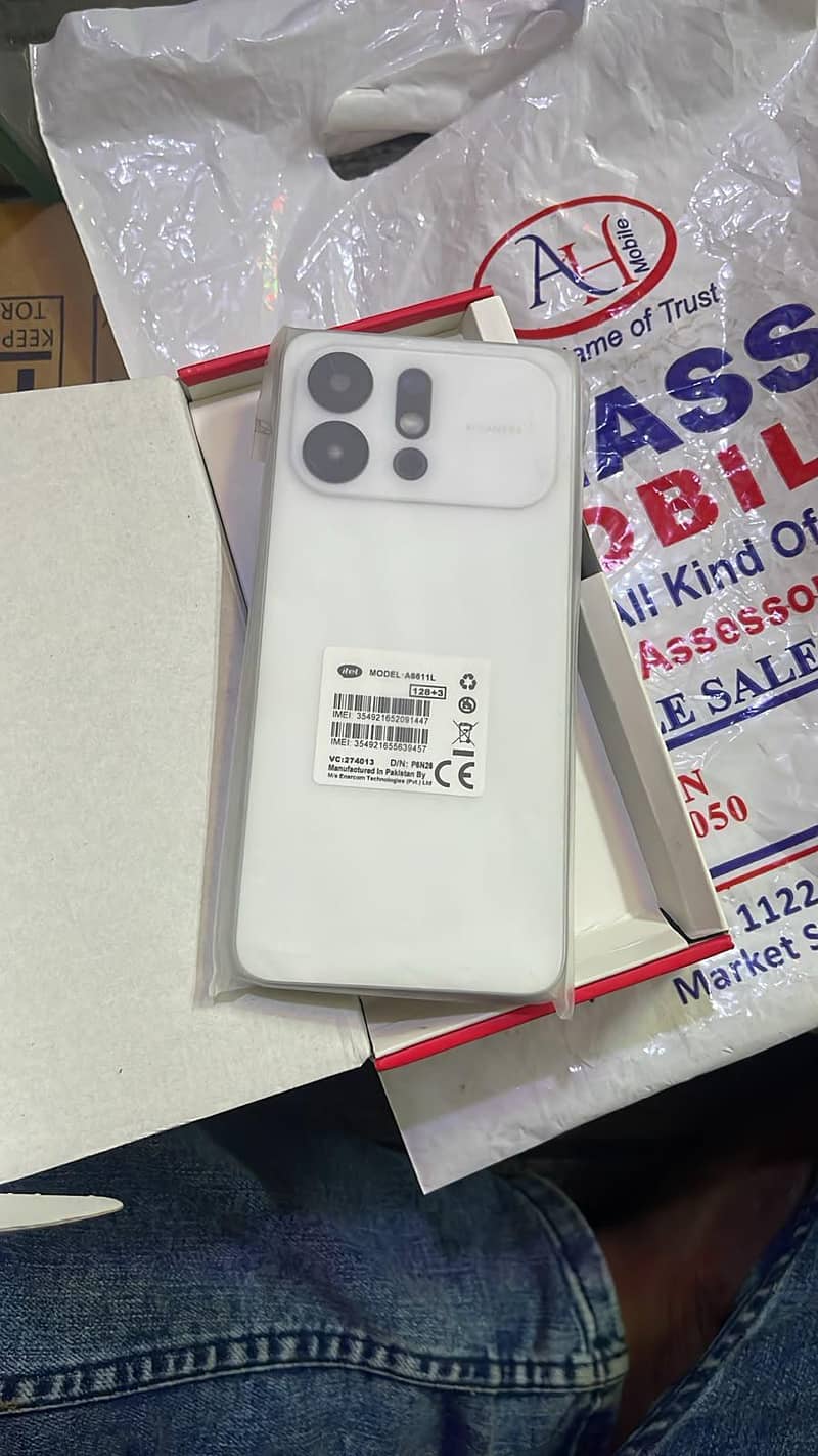 Itel 100 C 1