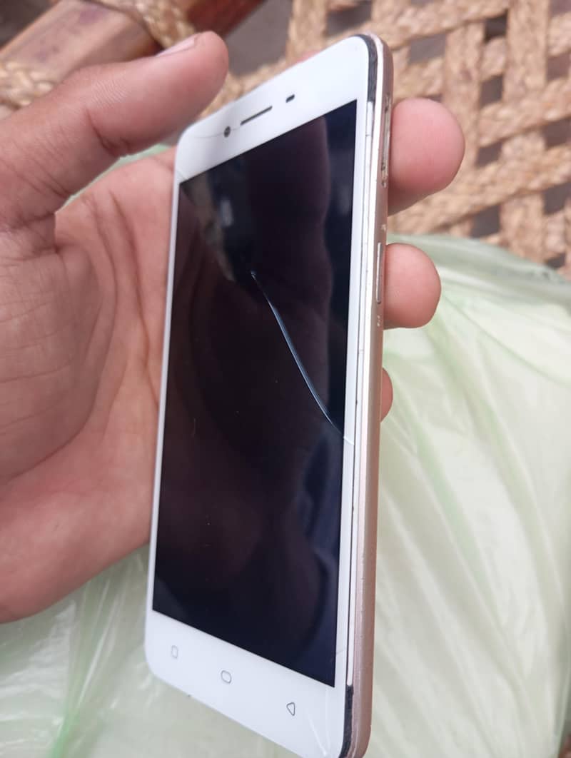OPPO A37 3