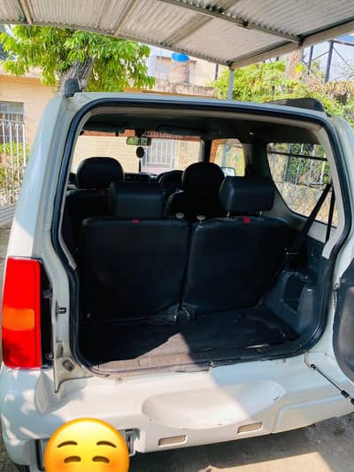 Suzuki Jimny 2011