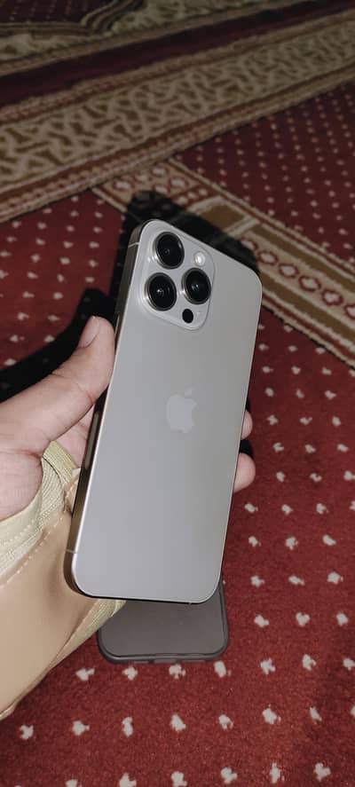 Apple iPhone 15 Pro Max