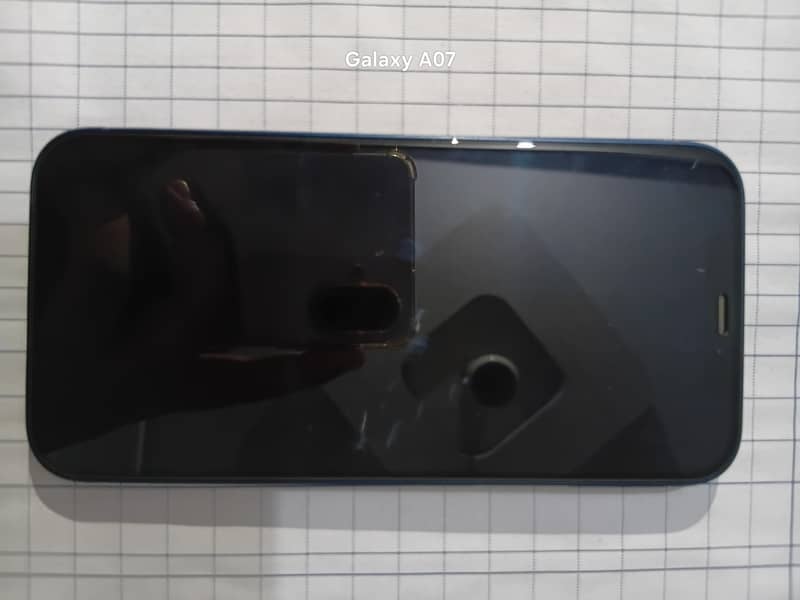 IPhone 12 7