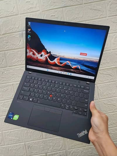 Lenovo ThinkPad P14s Gen 4 | Core i7-1370P | 64GB DDR5 | 256GB SSD |